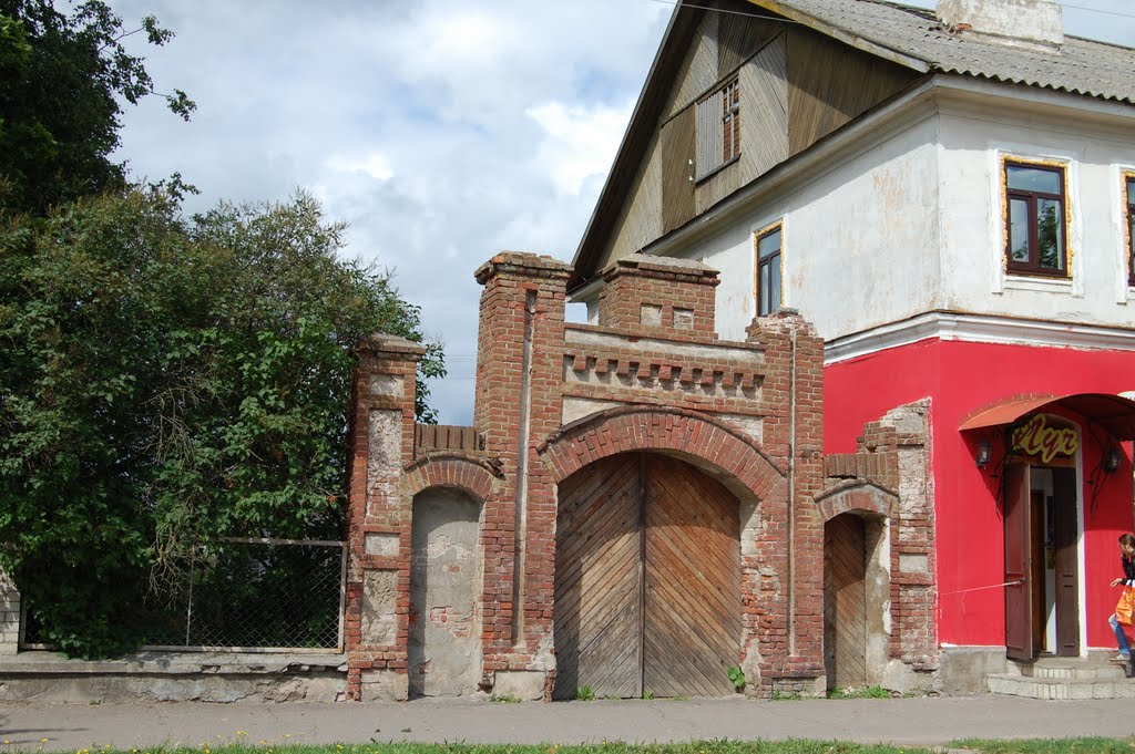 Gdov