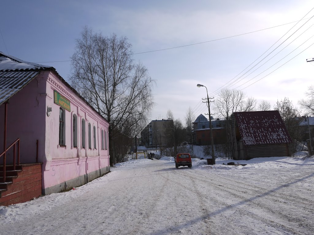 площадь "Папин Мир"