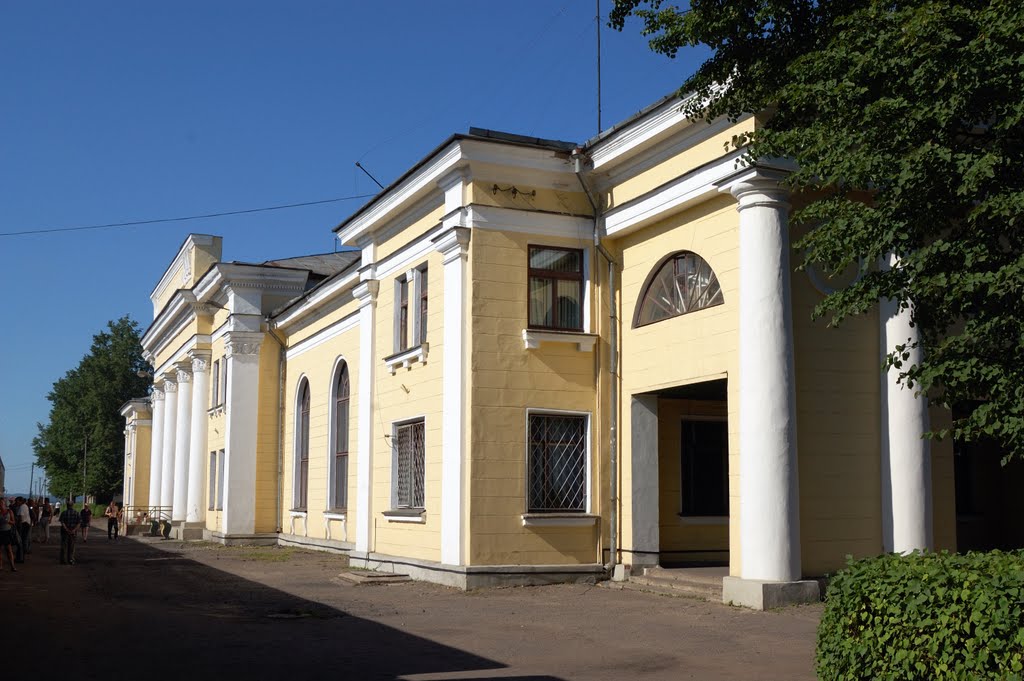 Вокзал ст. Новосокольники. Московская сторона