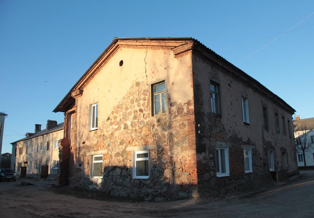 Опочка.  Старинный дом. Opochka. Old house