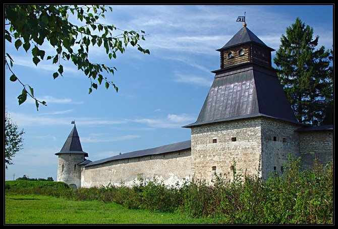 Pechery: outer view