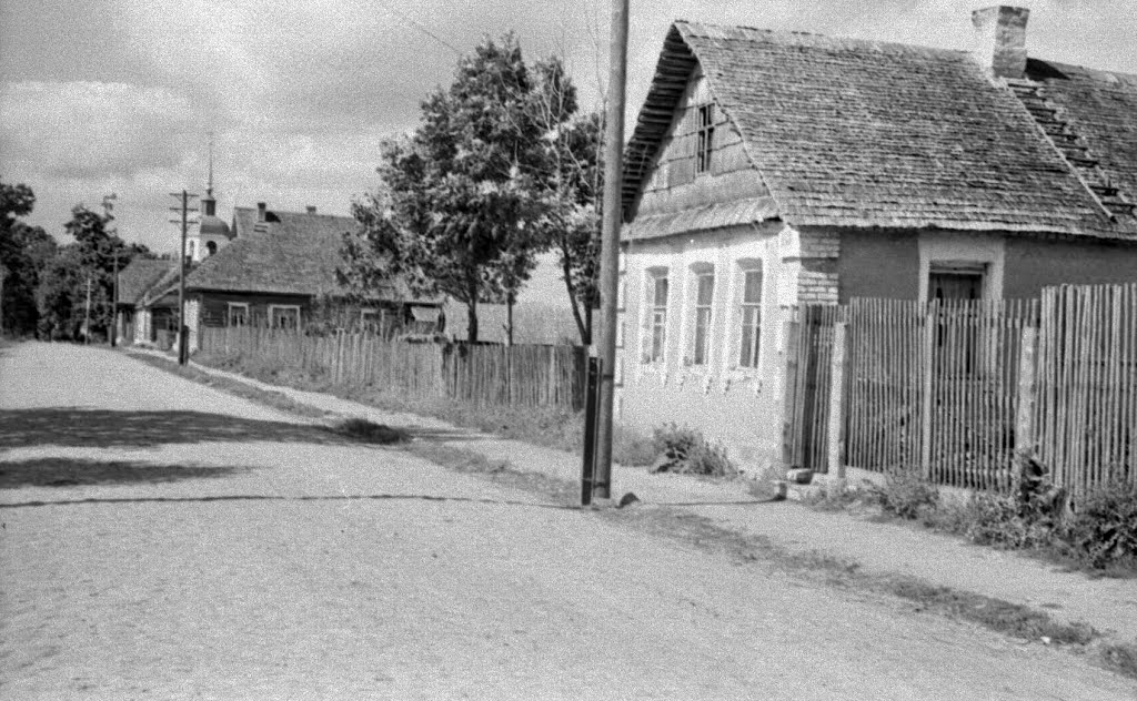 Порхов. Городские улочки летом. 07/1956г.