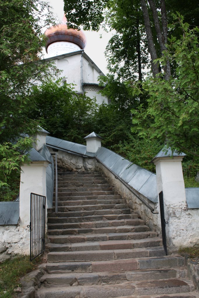 Успенский храм. Лестница.
