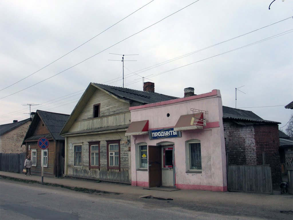 Сохранившаяся старинная еврейская лавка.