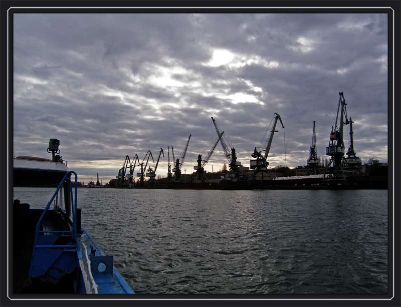 AZOV.AN IMPORTANT SEA-RIVER PORT IN RUSSIA