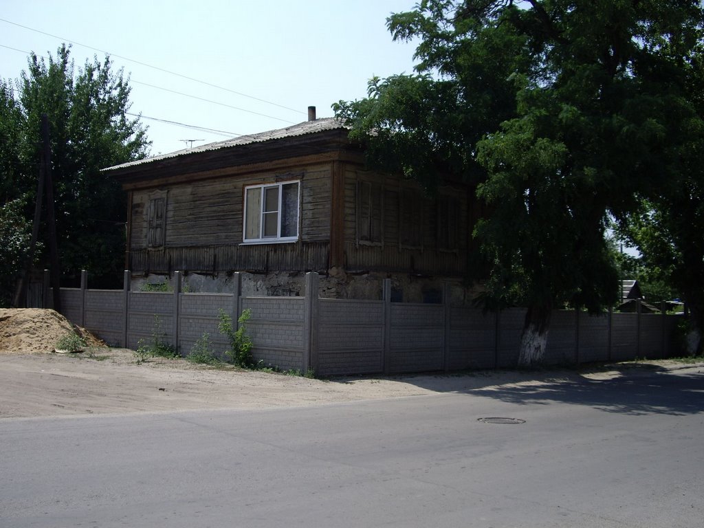 Старинный казачий дом.