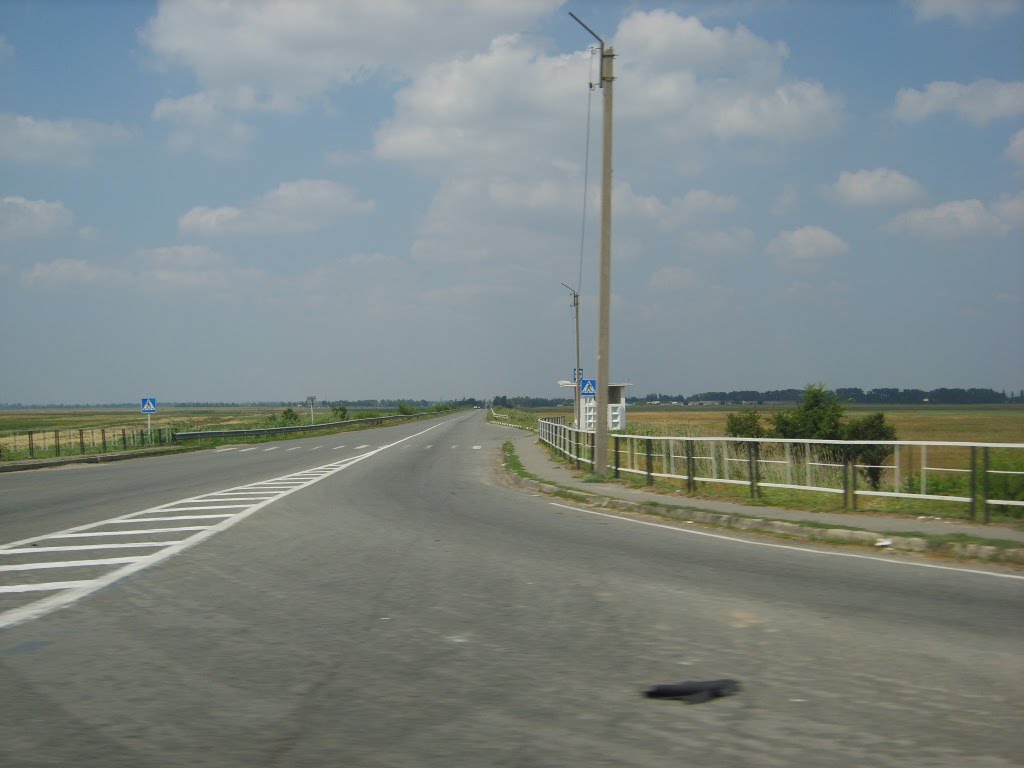 Волгодонская трасса. Западное направление. 31/07/2009. Поворот на Багаевскую.