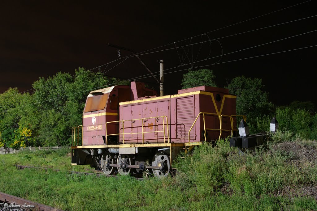 Diesel shunter TGM23V48-1150 near depot of Bataysk train station