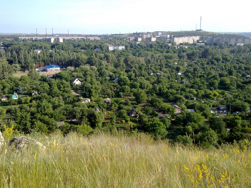 Дачи, городской пляж, гора Караул