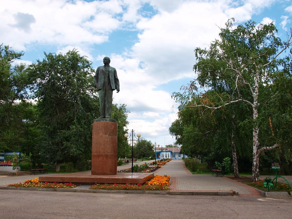 станица Вёшенская, Ленин