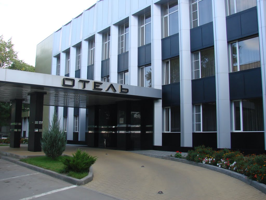 05.09.2011. Каменск-Шахтинский. Гранд Отель.