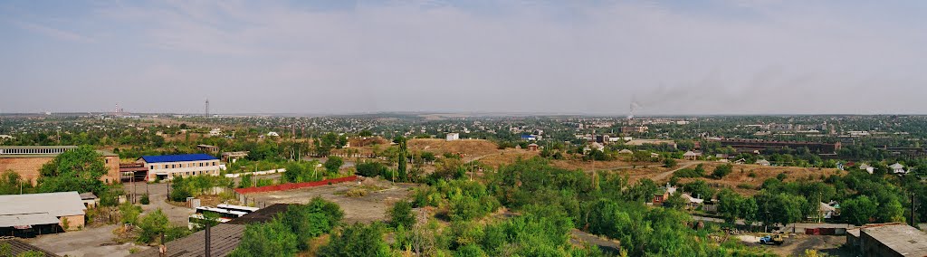 Вид с террикона (панорама западной части Красного Сулина)