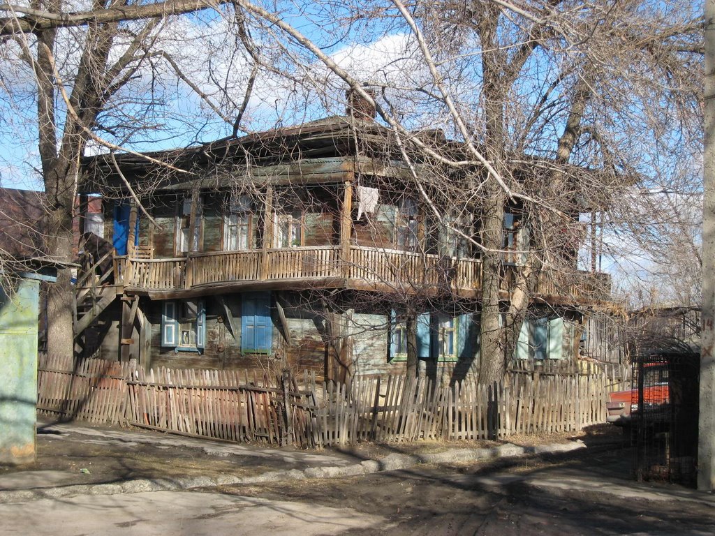 казачие усадьбы все стоят