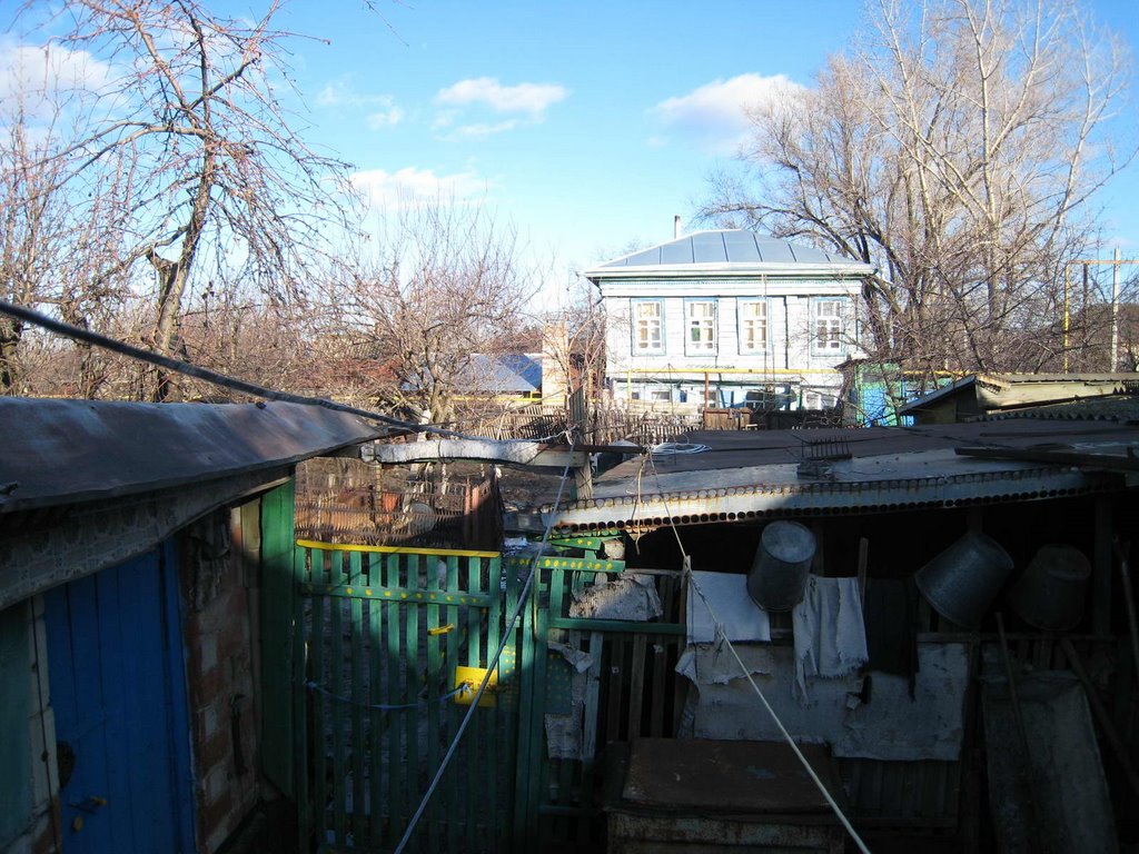 Домики в железнгодарожном районе