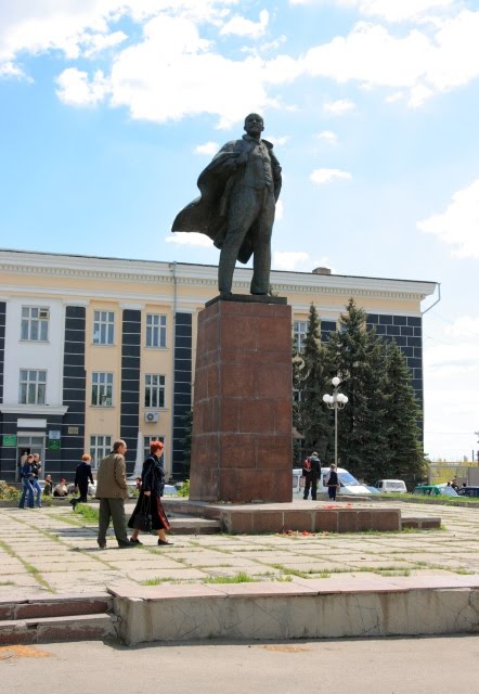 Памятник В.И. Ленину