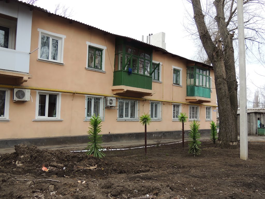 Новошахтинск.ул. Р.Зорге 56