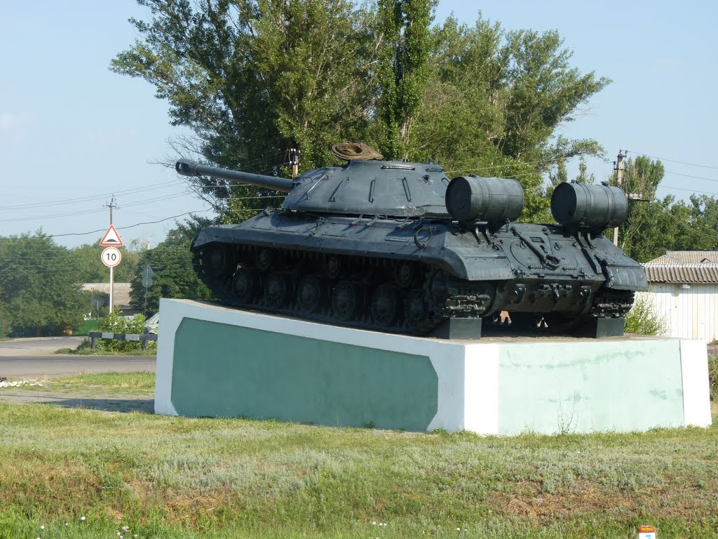 Танк ИС-3 в Родионовке.