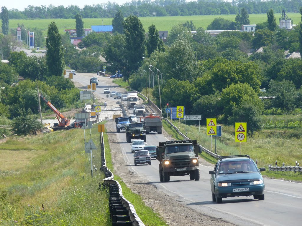 Ремонт моста через реку Большой Несветай в Родионовке.8 июля 2010 года.