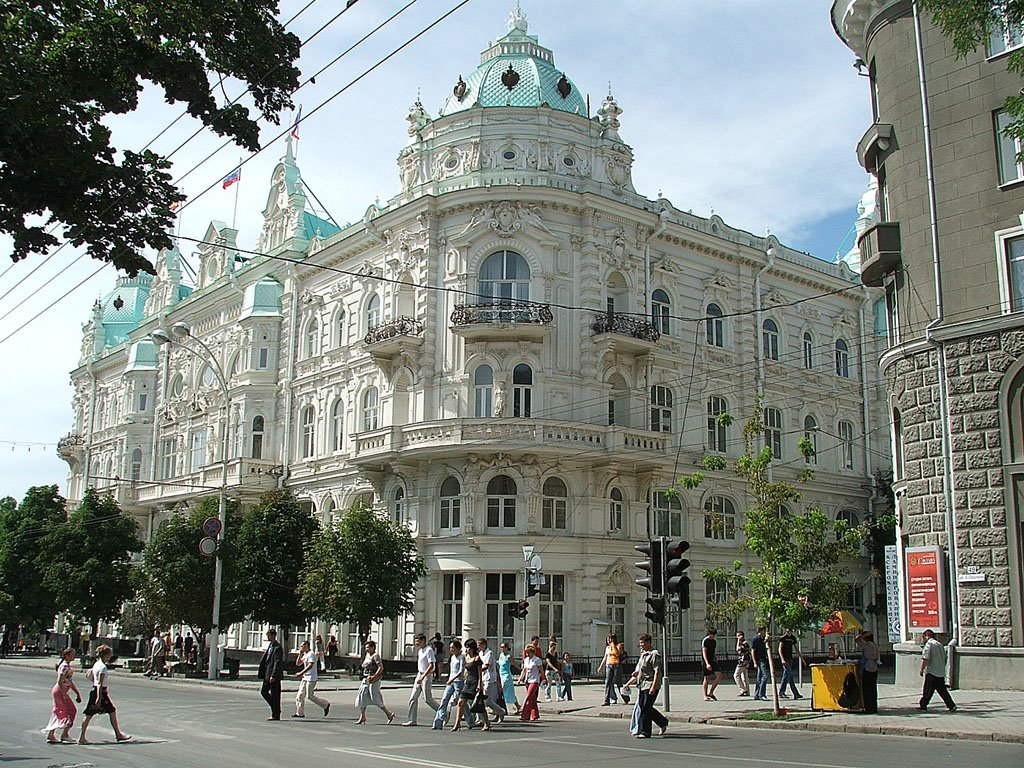 Building of city-administration on Bolshaya Sadovaya street