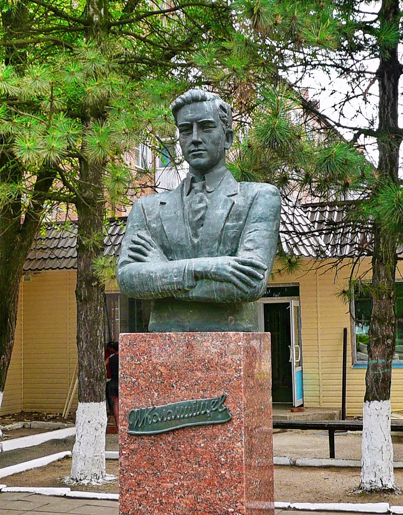 Коломийцев И.