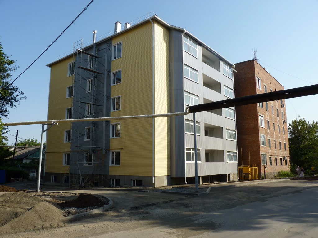 ул.50 лет ВЛКСМ.Шахтинские новостройки.