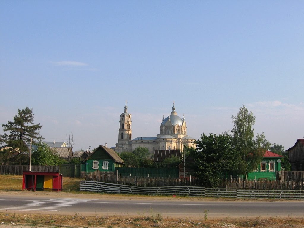Троицкий собор в Гусю-Железном (от автостанции)