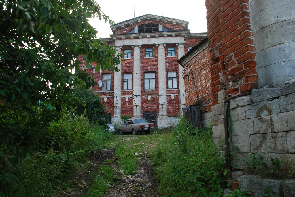 Касимов. Дом Кастрова, западный фасад.