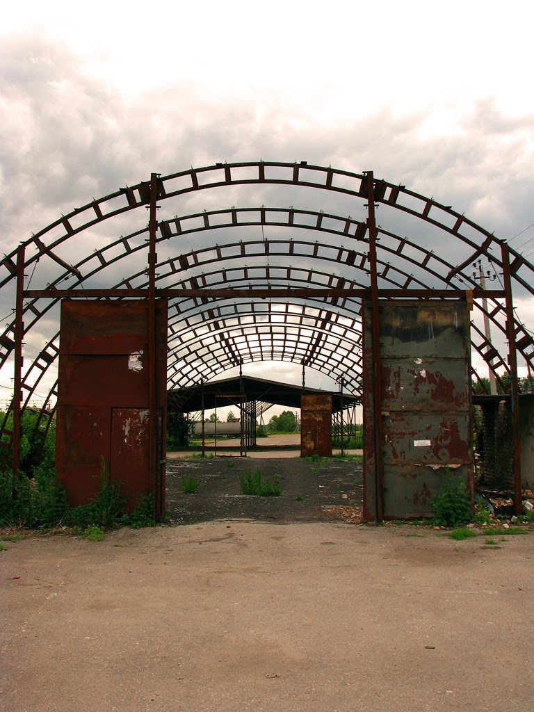 Территория рынка в Милославском (2011 г.)