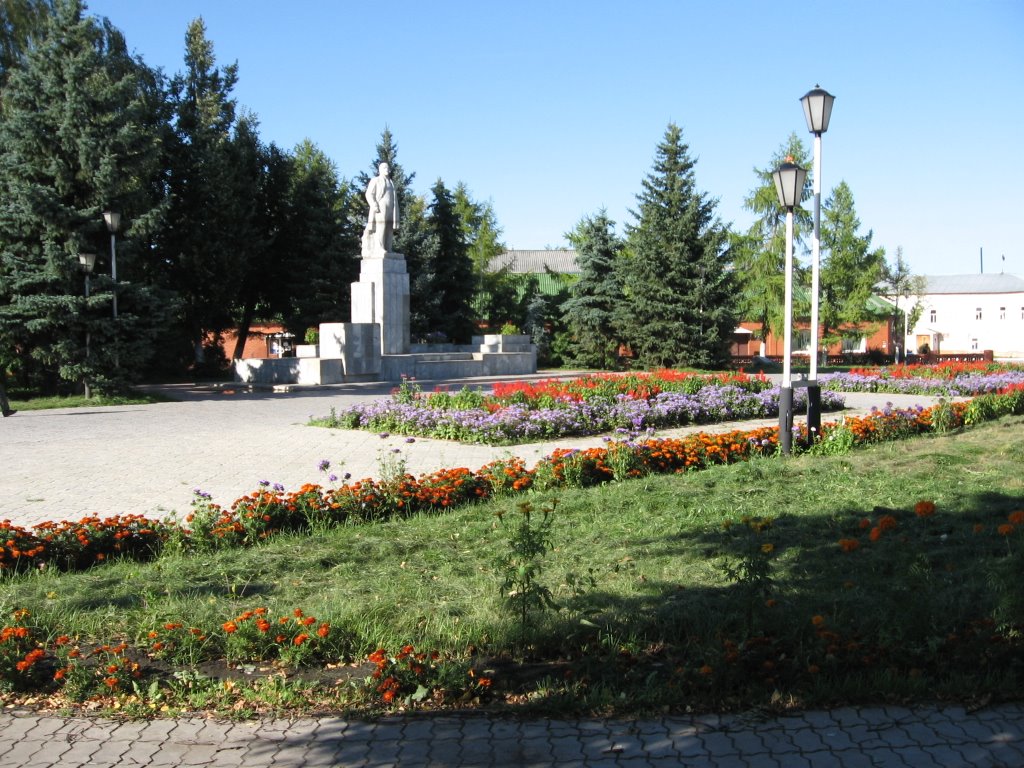 Ряжск, памятник Ленину
