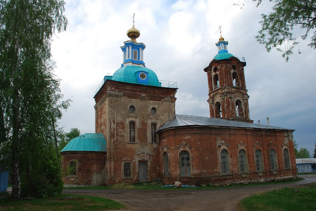 Скопин. Единственная уцелевшая в городе церковь