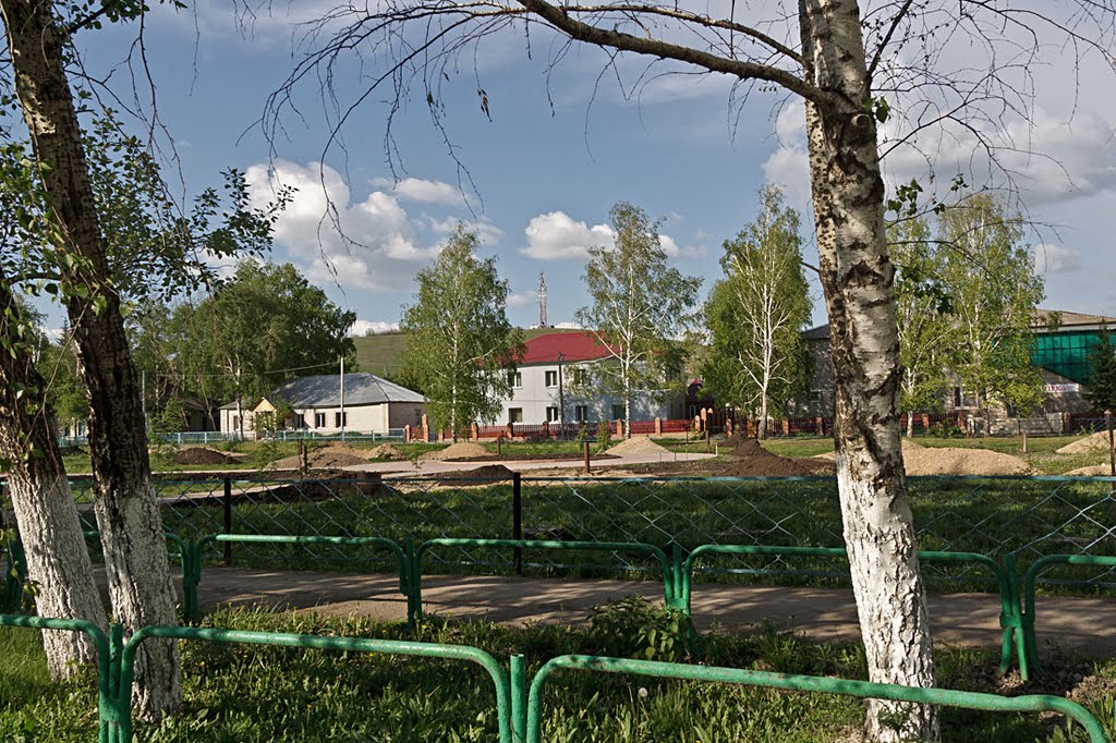 На улицах в  Исаклах
