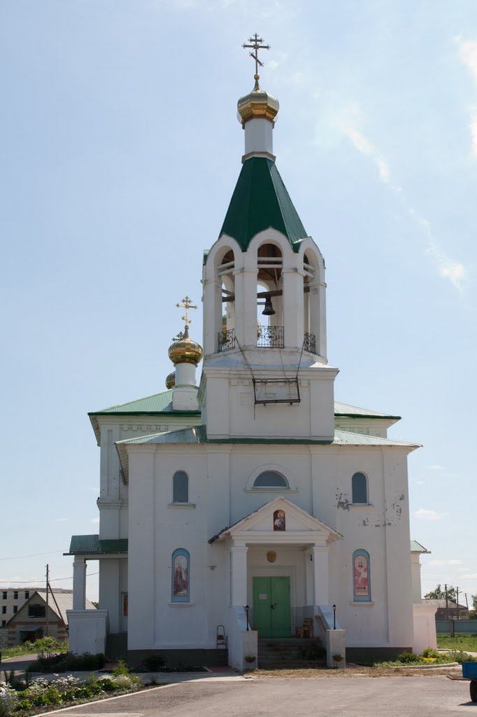 Храм