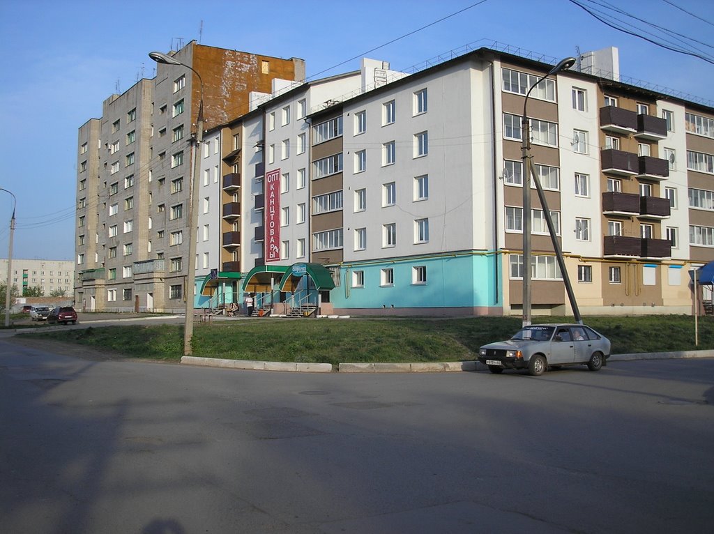 Угол Газовиков и Кооперативной.