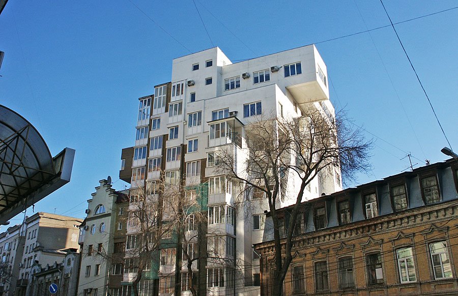 Разные стили. Улица Садовая в Самаре
