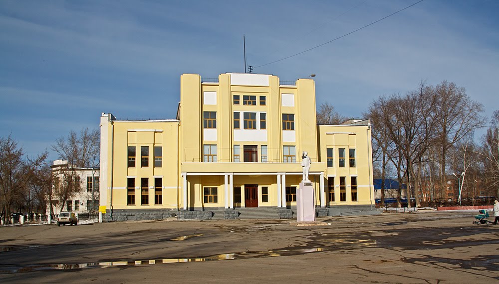 Дворец культуры в Чапаевске