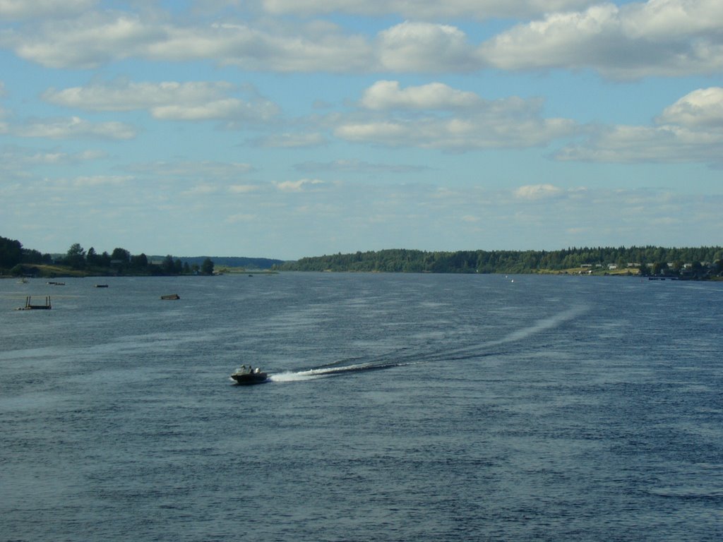 Svyr river - wide and fast!