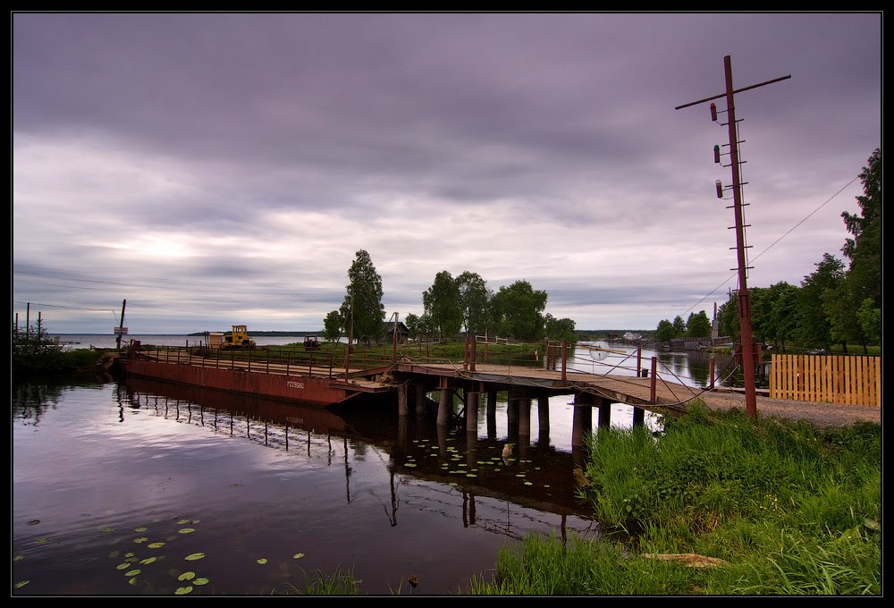 Вознесенье. Онежский канал. Лето 2011