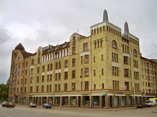 Moskvins house on Suvorovsky avenue