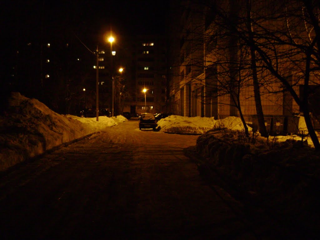 night Mira street