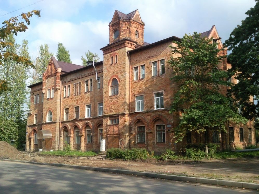 ул.не помню :-), д.8