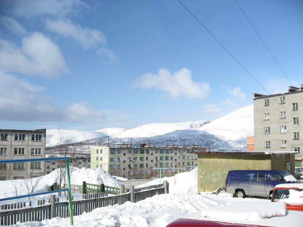Kirovsk Dzerzhinskogo 5