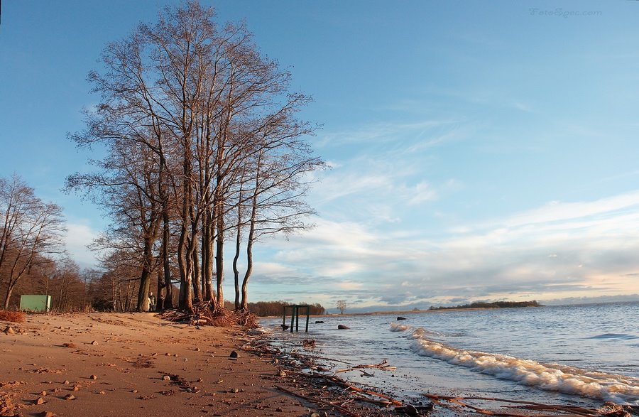 Вид на остров (view to island)