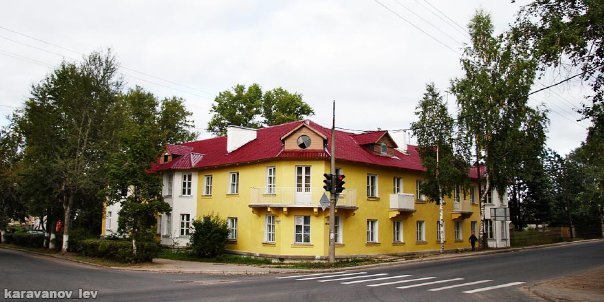 Дом на перекрёстке
