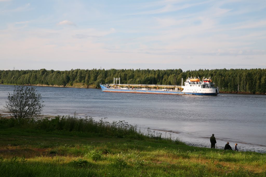 Жизнь на реке (р.Свирь)