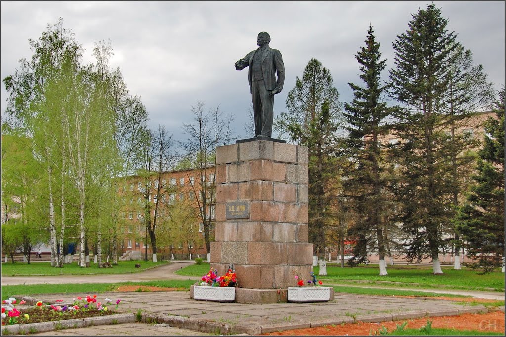 Луга. Ленин