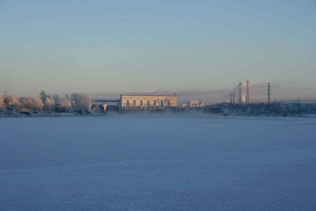 Frozen river Svir