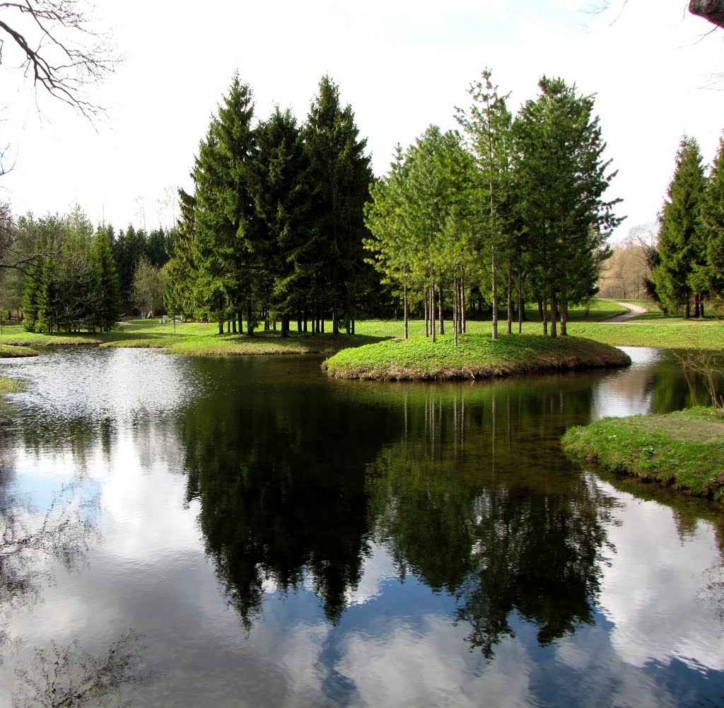 Pushkin (Tsarskoye selo). Catherine  Park.  /  Царское Село.Екатерининский парк.