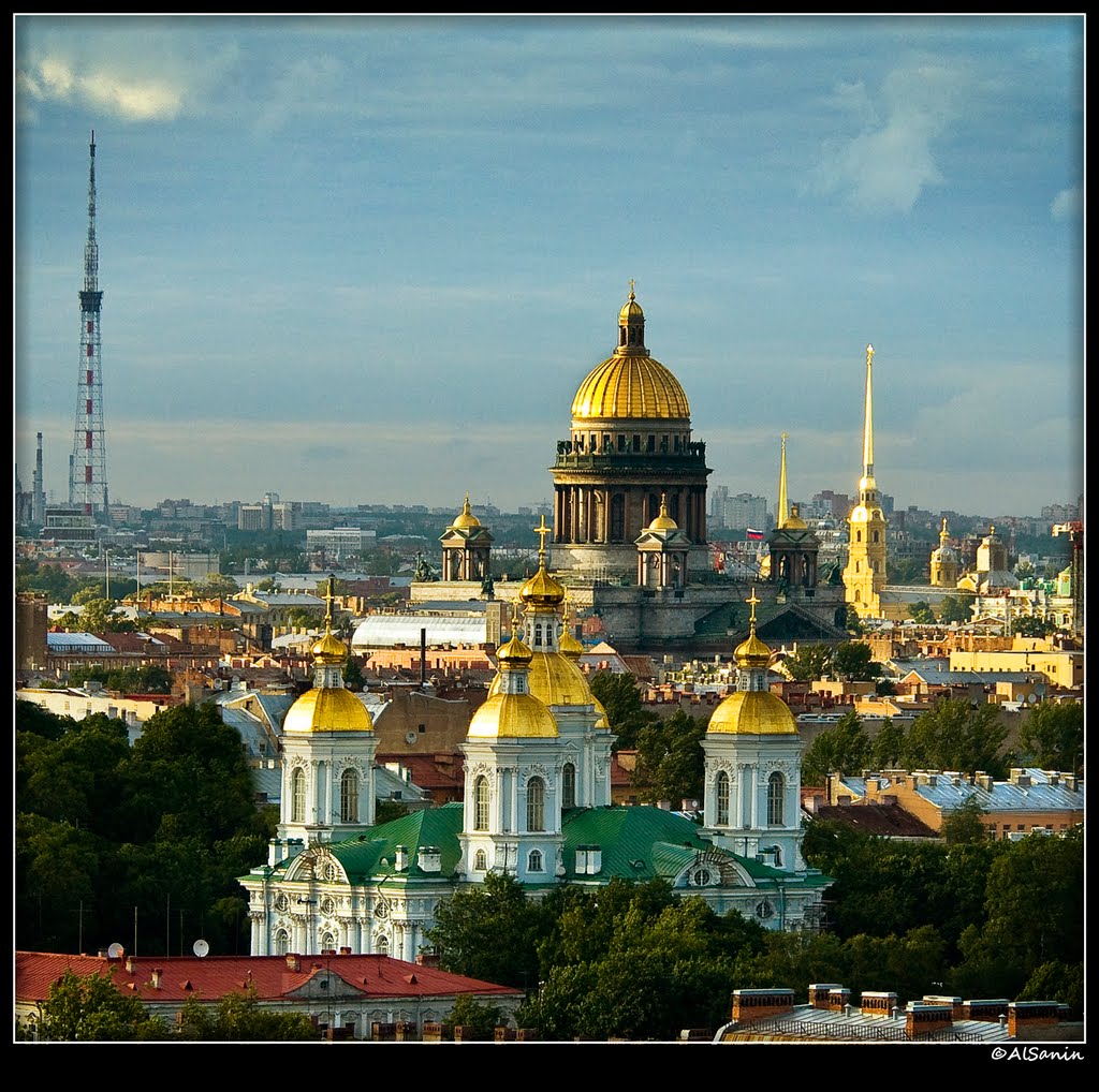 St. Petersburg - a city of spectacular architecture and a golden dome!