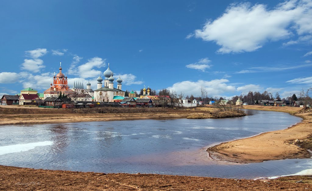 Богородичный Успенский монастырь. Тихвин.