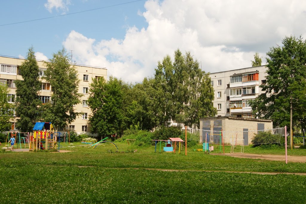 Двор 3